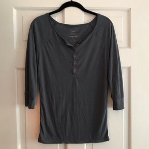 American Eagle 3/4 Sleeve Henley